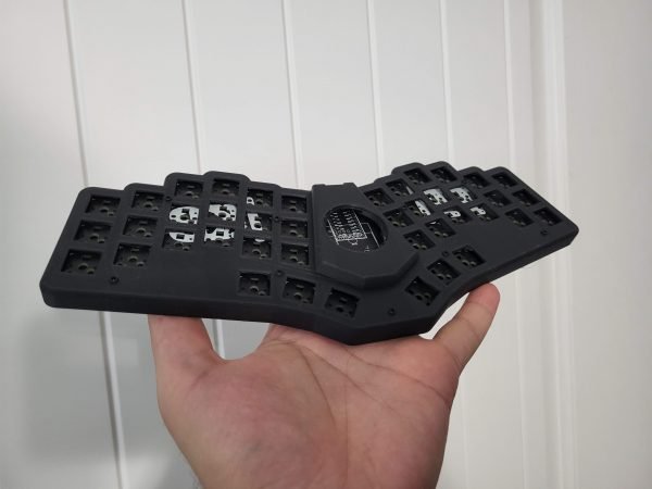 faux fox keyboard 3DP case - V2 - Image 4